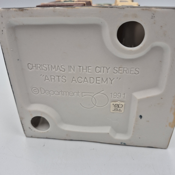 Department 56 Christmas In The City Series. Arts Academy - Picture 8 of 8